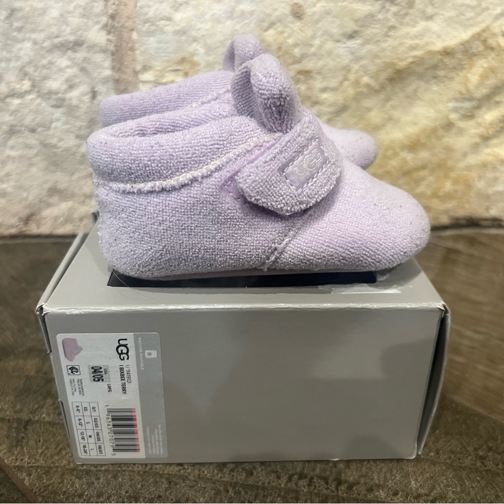 Ugg Infants’ Bixbee Terry Cloth Bootie  Size 04/05 (M/12-18 Months)